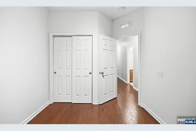 26 Braeburn Court 26 #26, Livingston, NJ 07039 - Photo 21
