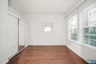 26 Braeburn Ct 26, Livingston, NJ 07039 - Photo 3