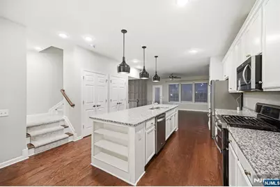 26 Braeburn Court 26 #26, Livingston, NJ 07039 - Photo 11