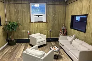 186 Saddle River Rd, Saddle Brook Township, NJ 07663 - Photo 3