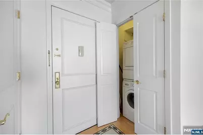 1530 Palisade Avenue 23G #23G, Fort Lee, NJ 07024 - Photo 9