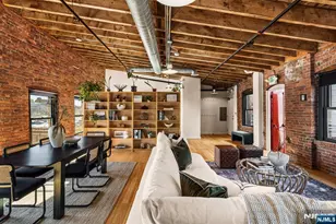 61 New Jersey Railroad Ave 13, Newark, NJ 07105 - Photo 3