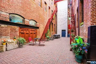 61 New Jersey Railroad Ave 13, Newark, NJ 07105 - Photo 21