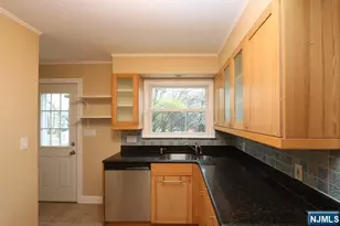 664 Harrington Rd, Glen Rock, NJ 07452 - Photo 7