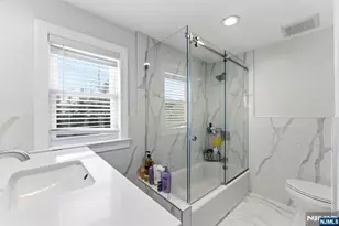 436 Anderson St, Hackensack, NJ 07601 - Photo 25