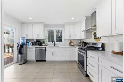 436 Anderson Street, Hackensack, NJ 07601 - Photo 15