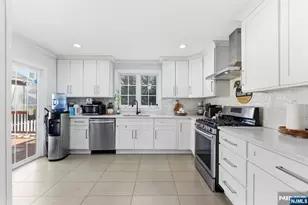 436 Anderson St, Hackensack, NJ 07601 - Photo 15