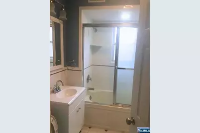 24 Hackett Place 2 #2, Rutherford, NJ 07070 - Photo 5