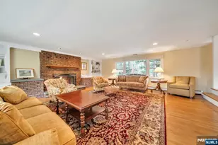 296 Birch Pkwy, Wyckoff Township, NJ 07481 - Photo 5