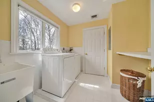 296 Birch Pkwy, Wyckoff Township, NJ 07481 - Photo 35