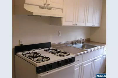 2-8 New Street 8A #8A, Tenafly, NJ 07670 - Photo 9