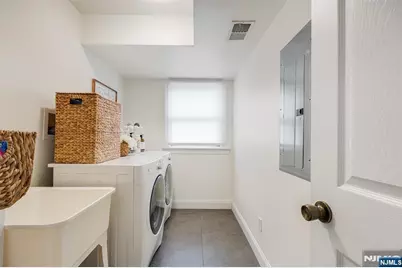 8 Dean Court, Rutherford, NJ 07070 - Photo 25