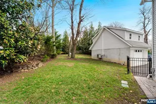 8 Dean Ct, Rutherford, NJ 07070 - Photo 27