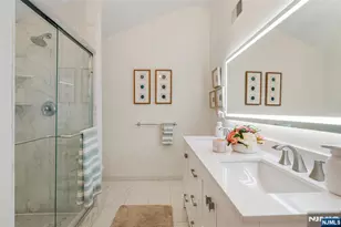 8 Dean Ct, Rutherford, NJ 07070 - Photo 21