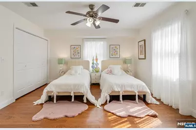 8 Dean Court, Rutherford, NJ 07070 - Photo 13