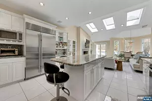 718 Highwoods Dr, Franklin Lakes, NJ 07417 - Photo 21