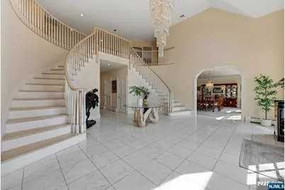 718 High Woods Drive, Franklin Lakes, NJ 07417 - Photo 7