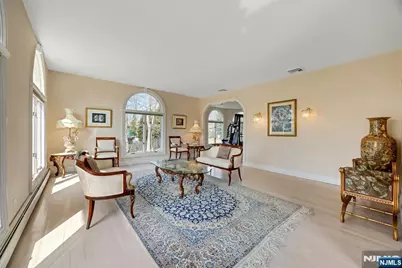 718 High Woods Drive, Franklin Lakes, NJ 07417 - Photo 9