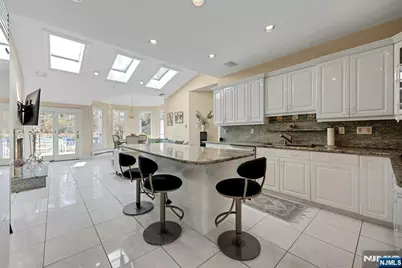 718 High Woods Drive, Franklin Lakes, NJ 07417 - Photo 21