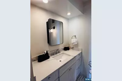 200 Winston Drive 3011 #3011, Cliffside Park, NJ 07010 - Photo 11