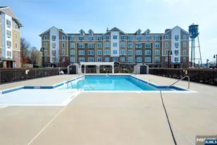 22 Clover Ln, Garfield, NJ 07026 - Photo 15