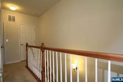 22 Clover Lane, Garfield, NJ 07026 - Photo 9