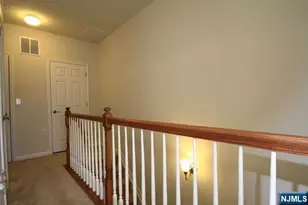 22 Clover Ln, Garfield, NJ 07026 - Photo 9