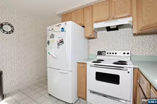 33 4th St, Park Ridge, NJ 07656 - Photo 31