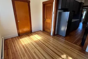 1 Laurel Pl 1, East Rutherford, NJ 07073 - Photo 3