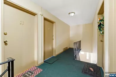 100 Pierson Miller Drive, Pompton Lakes, NJ 07442 - Photo 5