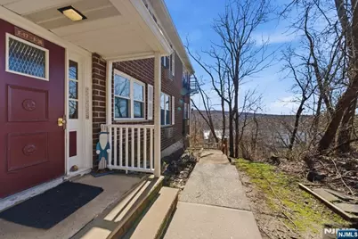 100 Pierson Miller Drive, Pompton Lakes, NJ 07442 - Photo 3