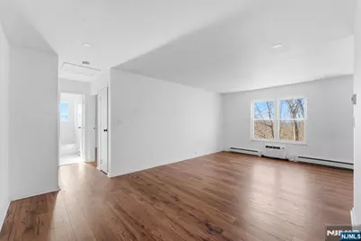 100 Pierson Miller Drive, Pompton Lakes, NJ 07442 - Photo 13