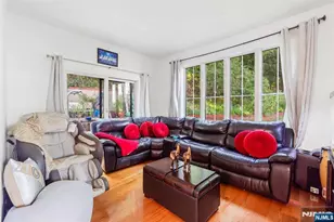 21 Cedar St, Cresskill, NJ 07626 - Photo 17