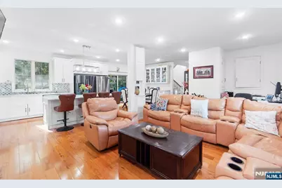 21 Cedar Street, Cresskill, NJ 07626 - Photo 11