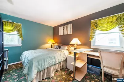 278 Marvin Avenue, Hackensack, NJ 07601 - Photo 13