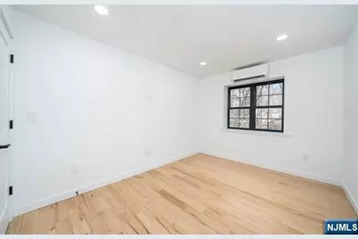 237 Grand Avenue Unit #B, Englewood, NJ 07631 - Photo 5