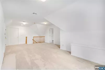 519 Summit Avenue, Fort Lee, NJ 07024 - Photo 31