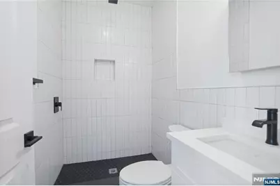 521 10th Street B2 #B2, Union City, NJ 07087 - Photo 11