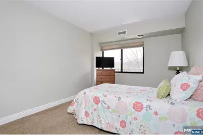 521 Piermont Avenue 306A #306A, River Vale Township, NJ 07675 - Photo 21