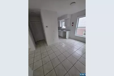 235 Keen Street 2 #2, Paterson, NJ 07524 - Photo 3