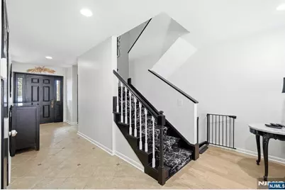 175 Winchester Court, Washington Township, NJ 07676 - Photo 5