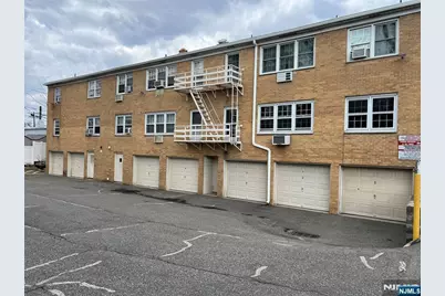 712 Cedar Lane 2 #2, Teaneck Township, NJ 07666 - Photo 21