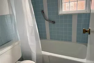 712 Cedar Ln 2, Teaneck Township, NJ 07666 - Photo 13