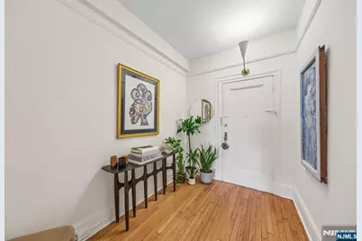 363-377 Mt Prospect Avenue 6Dw #6DW, Newark, NJ 07104 - Photo 5
