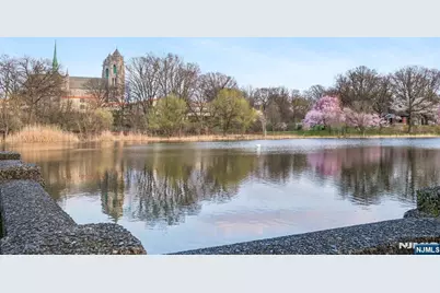 363-377 Mt Prospect Avenue 6Dw #6DW, Newark, NJ 07104 - Photo 31