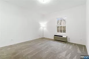 5301 Richmond Rd, West Milford, NJ 07480 - Photo 17