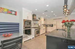 357 Tom Hunter Rd, Fort Lee, NJ 07024 - Photo 7