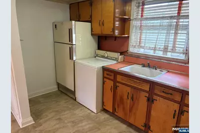429 Macarthur Avenue, Garfield, NJ 07026 - Photo 33