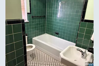 429 Macarthur Avenue, Garfield, NJ 07026 - Photo 25