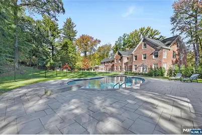 292 Maple Street, Englewood, NJ 07631 - Photo 41